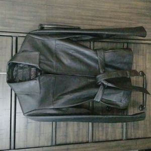 Genuine leather womans jacket